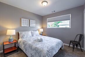 @ Marbella Lane - Seaside Retreat Laundry + P