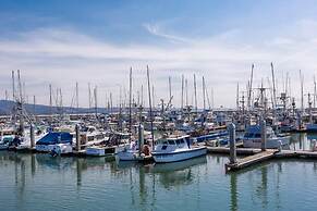 @ Marbella Lane - Seaside Retreat Laundry + P