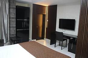 Oxygen Orbis Hotel