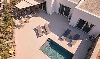 Ovea Paros