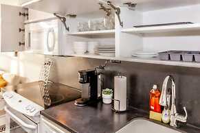 Designer Living - Near Rogers Centre