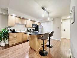 Designer Living - Near Rogers Centre