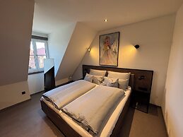 Parzivita Boutique Suites