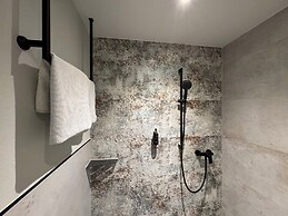 Parzivita Boutique Suites