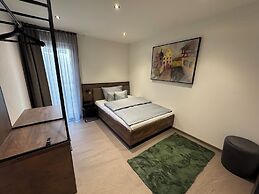 Parzivita Boutique Suites