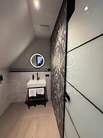 Parzivita Boutique Suites