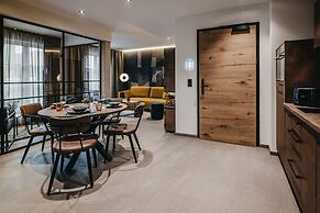 Parzivita Boutique Suites
