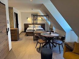 Parzivita Boutique Suites