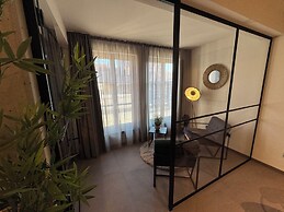 Parzivita Boutique Suites