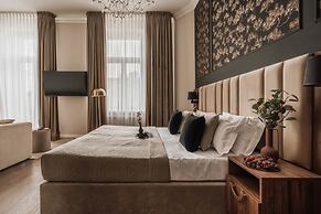 White Lotus by Fragola Apartments