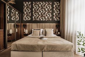 White Lotus by Fragola Apartments