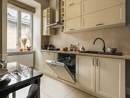 White Lotus by Fragola Apartments