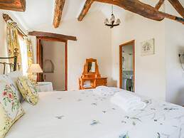 Farmhouse Cottage