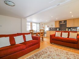 Farmhouse Cottage