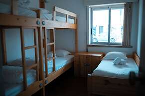 Wax Hostel & Apts