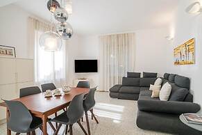 Central Cernobbio - Modern Apartment