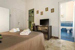 MassimoCentro Rooms