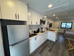 Xquisite Suites