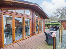 Waters Edge Lodge