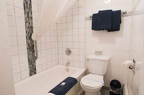 EasyStay Inn & Suites Fernie