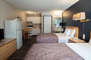 EasyStay Inn & Suites Fernie