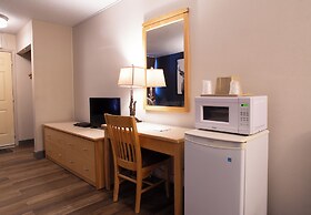 EasyStay Inn & Suites Fernie