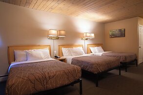 EasyStay Inn & Suites Fernie