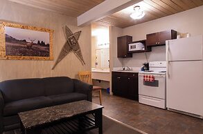 EasyStay Inn & Suites Fernie