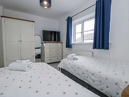 8 Park View Grove