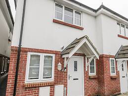 8 Park View Grove