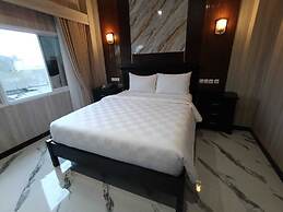 Nadya Hotel