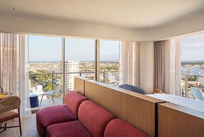 Avani Mooloolaba Beach Hotel