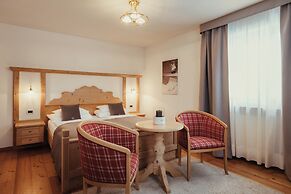 Villa Flora Mountain Lodges
