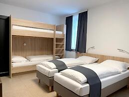 Hana Aparthotel