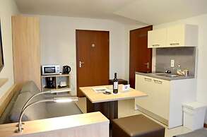 Hana Aparthotel