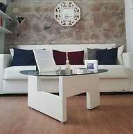 Rooms Steps from Colosseum by Welcome In