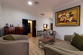 Basdenwood Hotel