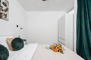 Lumina comfy 4-room apartment center