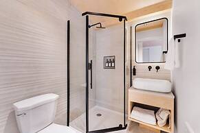 Rockway Motel