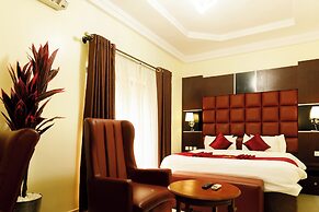 Pinnacle Castle Hotel Asaba