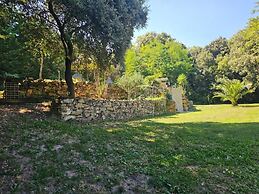 Mas Provençal à flanc de colline