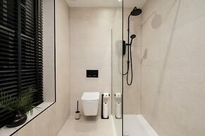City Centre Apartment Sleeps 2 With Wifi