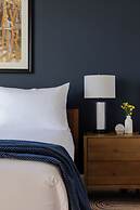 The Courier Hotel