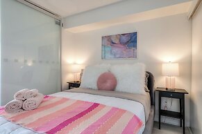 CoreVista Toronto Stay