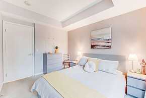 Modern Waterfront Stay