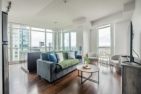Modern Waterfront Stay