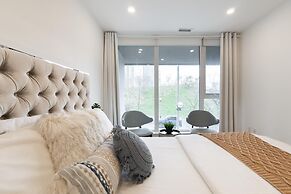 Cityside Waterfront Loft
