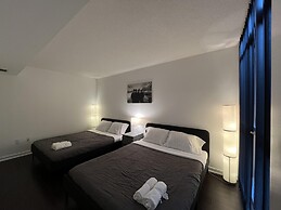 Cityside Waterfront Loft