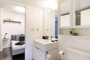 Cityside Waterfront Loft