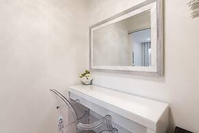 Cityside Waterfront Loft